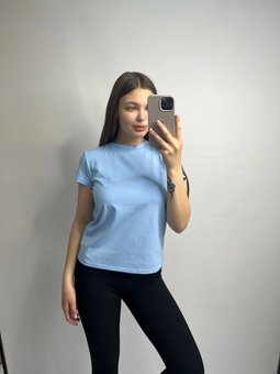 Жіноча однотонна подовжена оверсайз футболка (Блакитний) фото — Beauty&Fashion