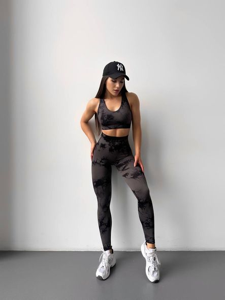 Мраморний спортивний фітнес топ жіночий чорного кольору фото — Beauty&Fashion