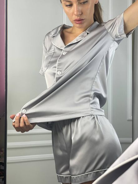 Жіноча однотонна шовкова піжама двійка (сорочка з коротким рукавом+шорти) (Срібний) фото — Beauty&Fashion