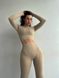 Однотонний ефектний фітнес костюм трійка лосини+топ+рашгард жіночий бежевого кольору FS1626 фото 7 — Beauty&Fashion