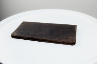 Мужское портмоне из натуральной кожи коричневое фото — Beauty&Fashion
