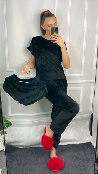 Жіночий м'якенький комплект піжами трійки з плюшевого велюру (Чорний) фото — Beauty&Fashion