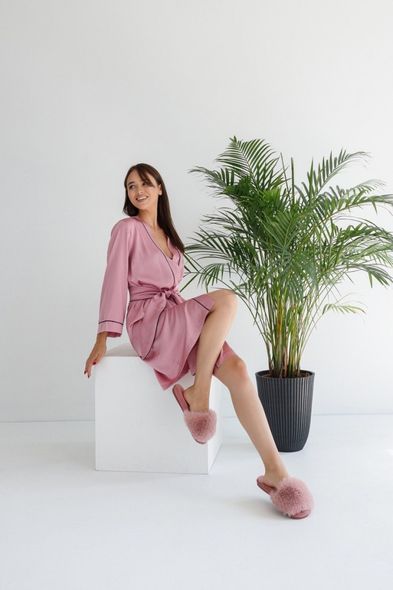 Шовковий ніжний однотонний домашній халат жіночий айворі кольору фото — Beauty&Fashion