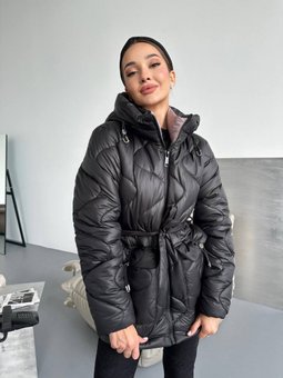 Стеганая однотонная теплая куртка женская черного цвета фото — Beauty&Fashion