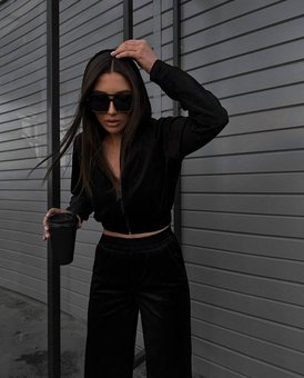 Велюровый однотонный спортивный костюм (кофта+штаны) женский черного цвета фото — Beauty&Fashion