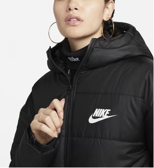 Куртка жіноча Nike W Nsw Syn Tf Rpl Hd Parka (DX1798-010) фото — Beauty&Fashion