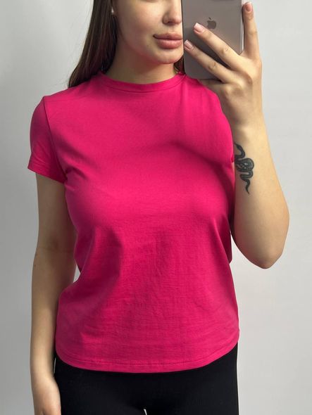 Женская удлиненная однотонная оверсайз футболка (Малиновый) фото — Beauty&Fashion