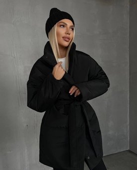 Тепла однотонна куртка з плащівки з наповнювачем силікон 250 жіноча чорного кольору фото — Beauty&Fashion