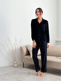 Домашня бархатна однотонна піжама (сорочка+штани) жіноча чорного кольору фото — Beauty&Fashion