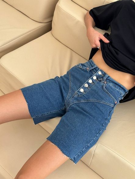 Джинсовые летние однотонные шорты женского синего цвета свободного кроя фото — Beauty&Fashion