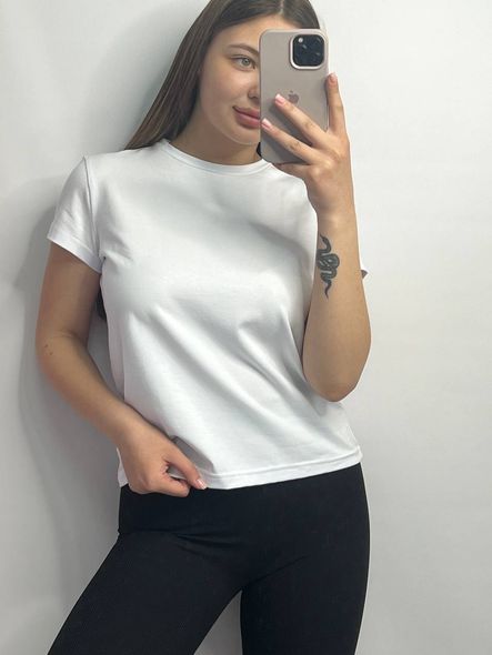 Жіноча однотонна подовжена оверсайз футболка (Білий) фото — Beauty&Fashion