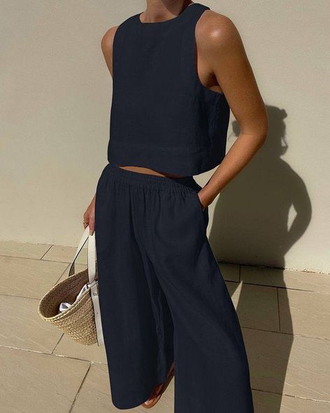 Літній легкий льоновий костюм (жилетка+штани) вільного крою жіночий оливкового кольору фото — Beauty&Fashion