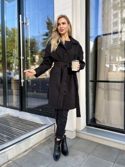 Кашемірове однотонне пальто на гудзика та поясі жіноче чорного кольору фото — Beauty&Fashion
