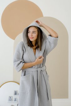 Жіночий халат з капюшоном вафельний COSY (Сірий) фото — Beauty&Fashion