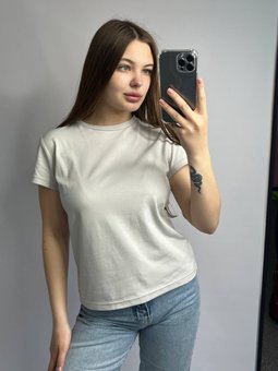 Женская удлиненная однотонная оверсайз футболка (Серый) фото — Beauty&Fashion