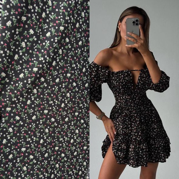 Стильное летнее мини платье в цветочный принт женское черного цвета фото — Beauty&Fashion
