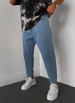 Мужские свободные однотонные джинсы МОМ голубые фото — Beauty&Fashion